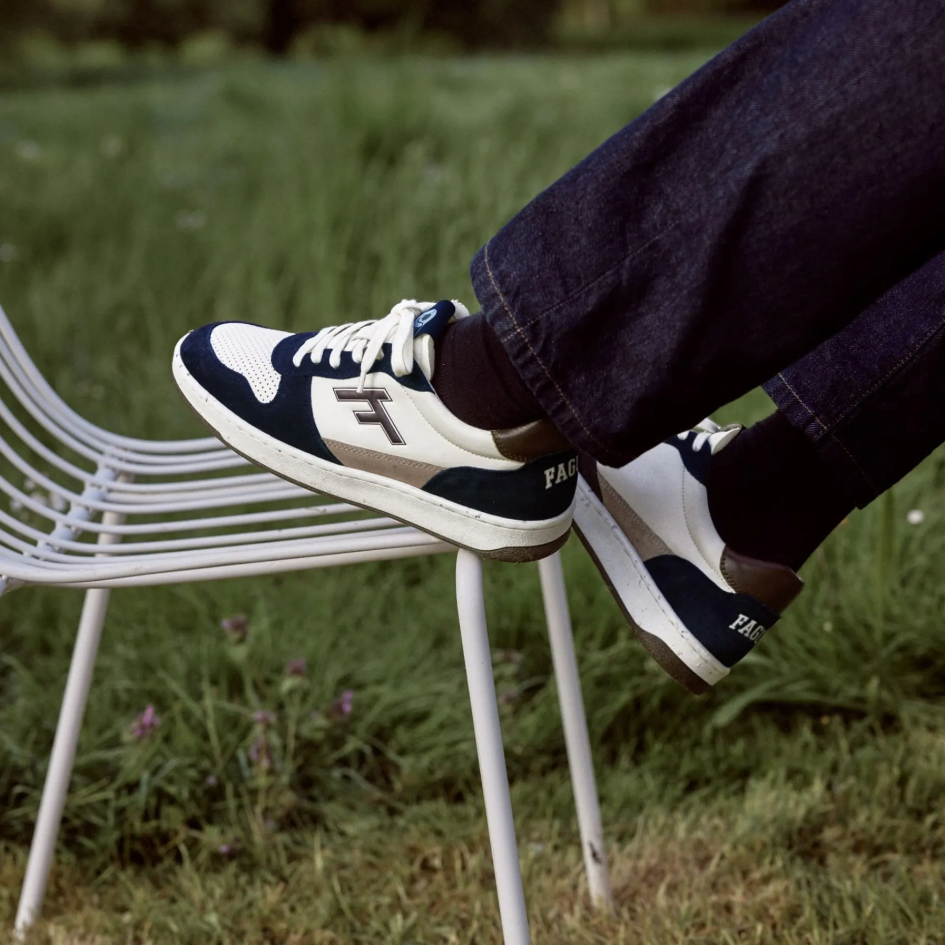 Clearance FAGUO Baskets écrues & bleu marine